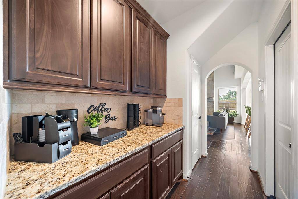 This would also be a lovely buffet for entertaining.
