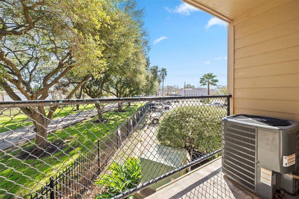 Balcony off the dining room