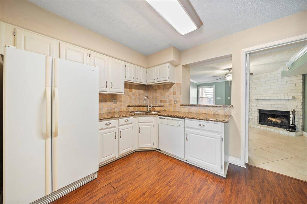 1st floor - kitchen