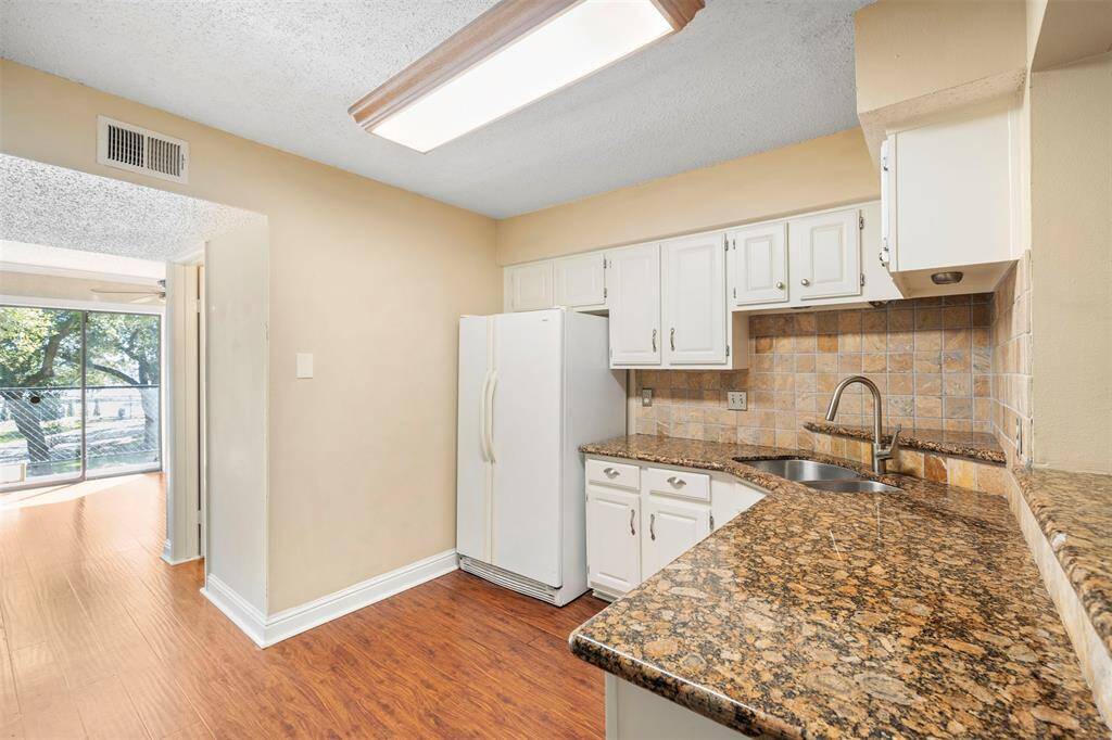 1st floor - kitchen