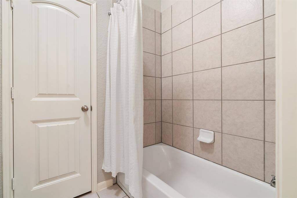 Secondary bathroom down