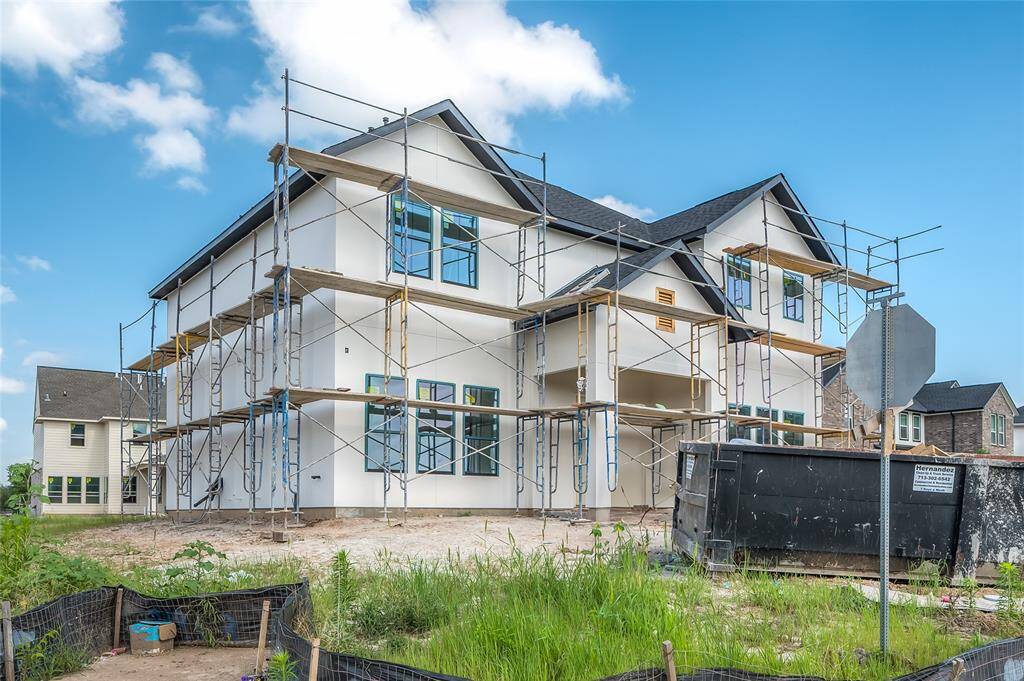 11903 Rossville Property