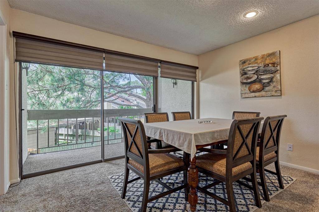 The shades can be easily raised or lowered to provide privacy or let in natural light.
