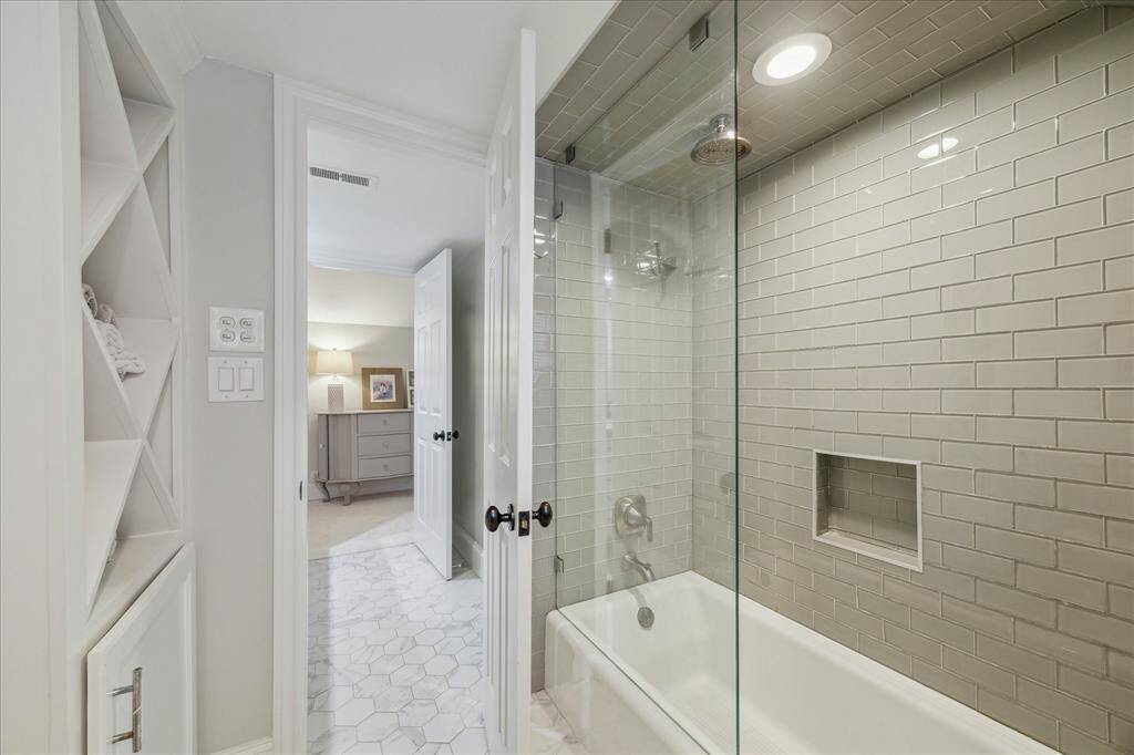 Tub shower with beautiful designer tile details