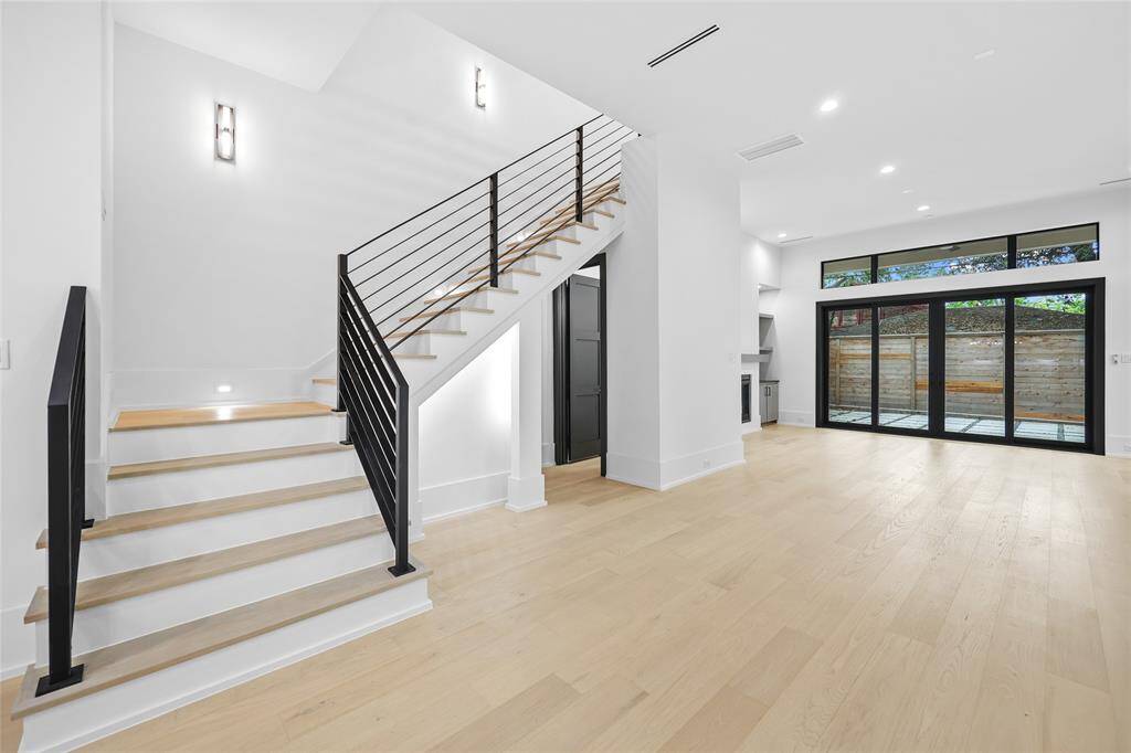 *Photo shown is of the model home. Finishes and selections may vary.