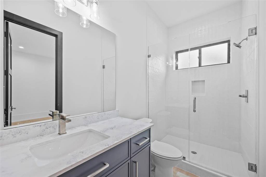 *Photo shown is of the model home. Finishes and selections may vary.