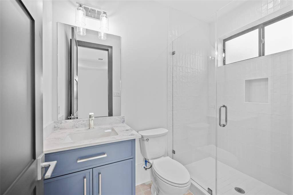 *Photo shown is of the model home. Finishes and selections may vary.