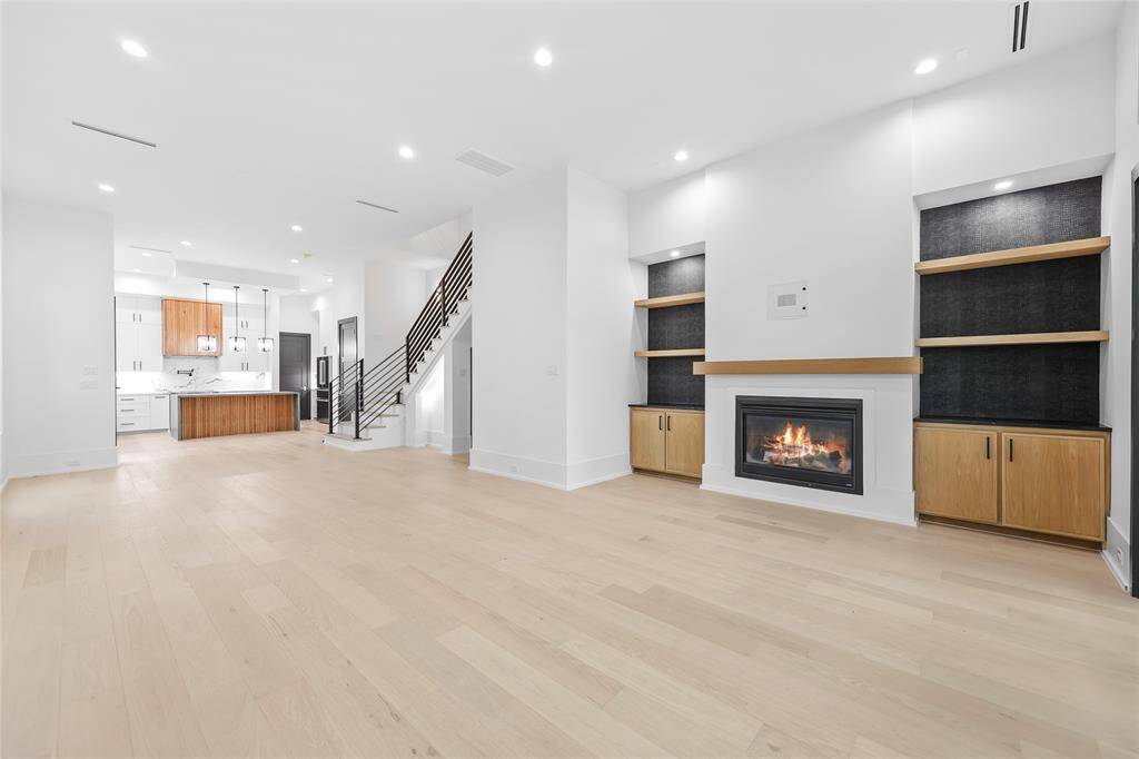 *Photo shown is of the model home. Finishes and selections may vary.
