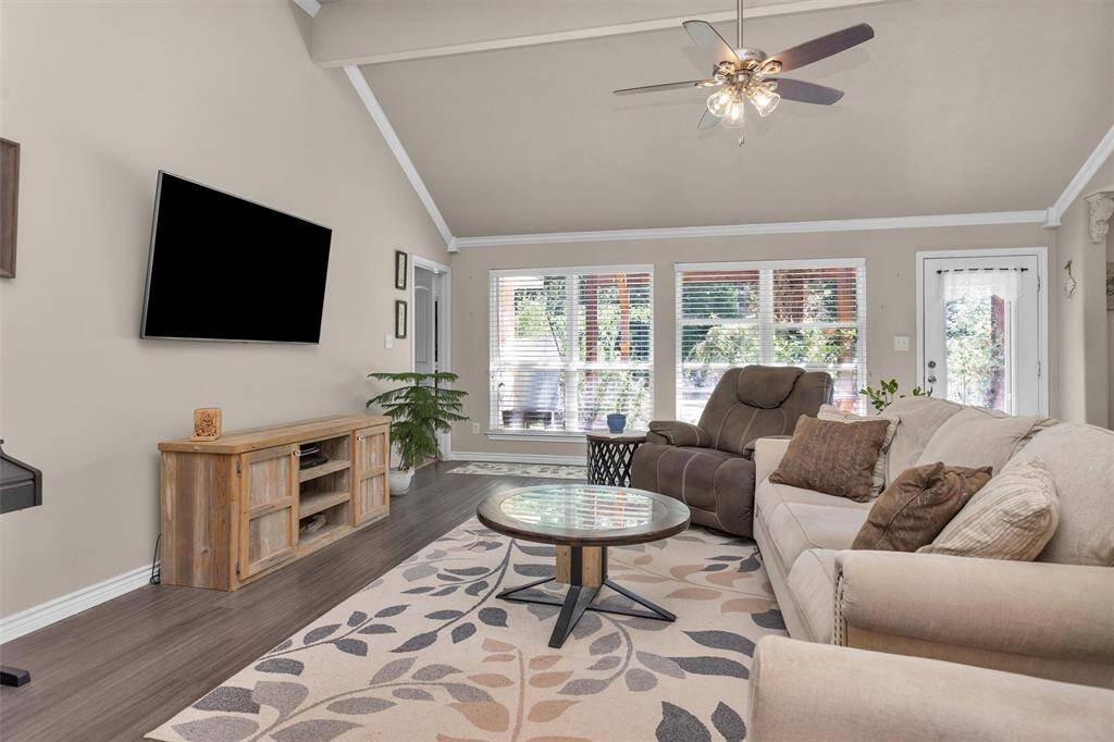 Another view of your living area.