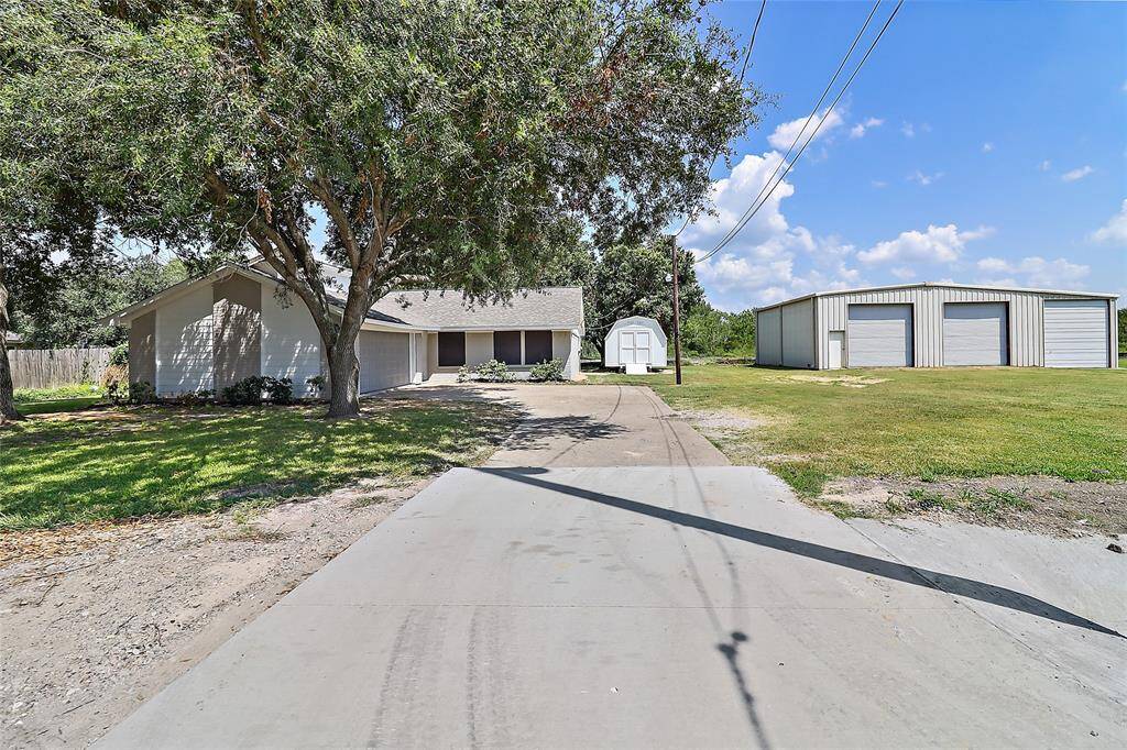 Newly added driveway allows for plenty of parking.