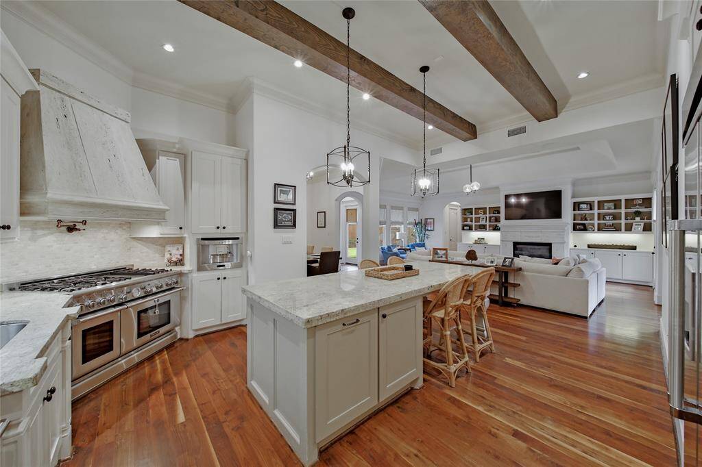 View of kitchen :5.