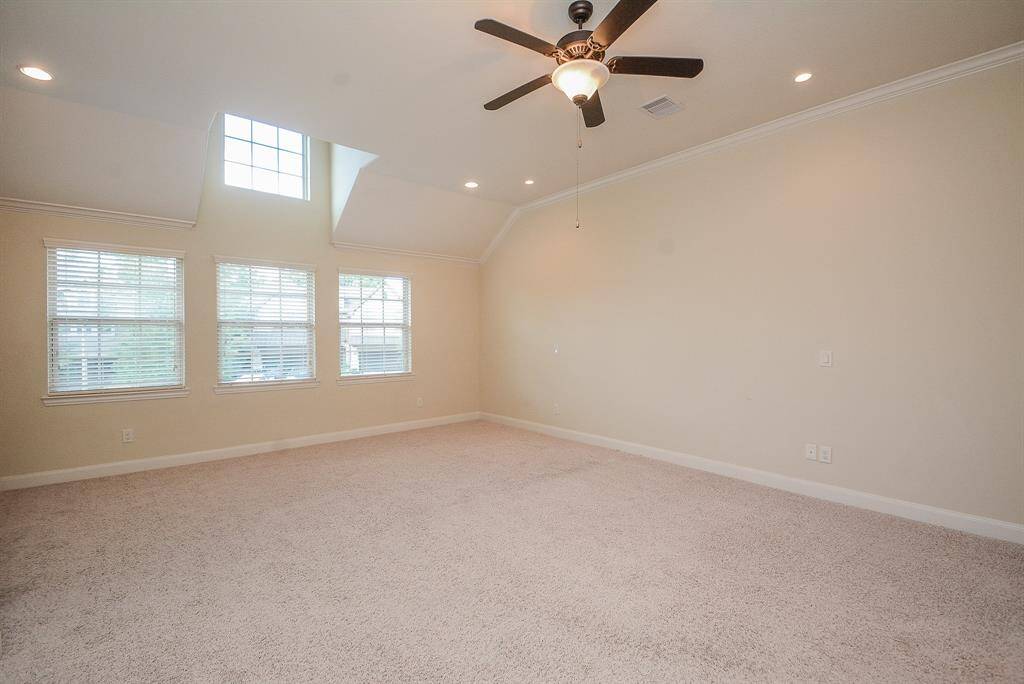 HUGE PRIMARY BEDROOM