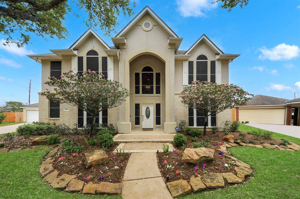 From the day they closed and over the next 7 years, they got to work updating, replacing and remodeling nearly every aspect of this home. Eventually they would finish the projects for each room on their checklist including their perfect kitchen you see here.So what if I told you that our seller family created their own perfect, never-want-to-leave home they had always dreamed of, but then, as things do, life happened.