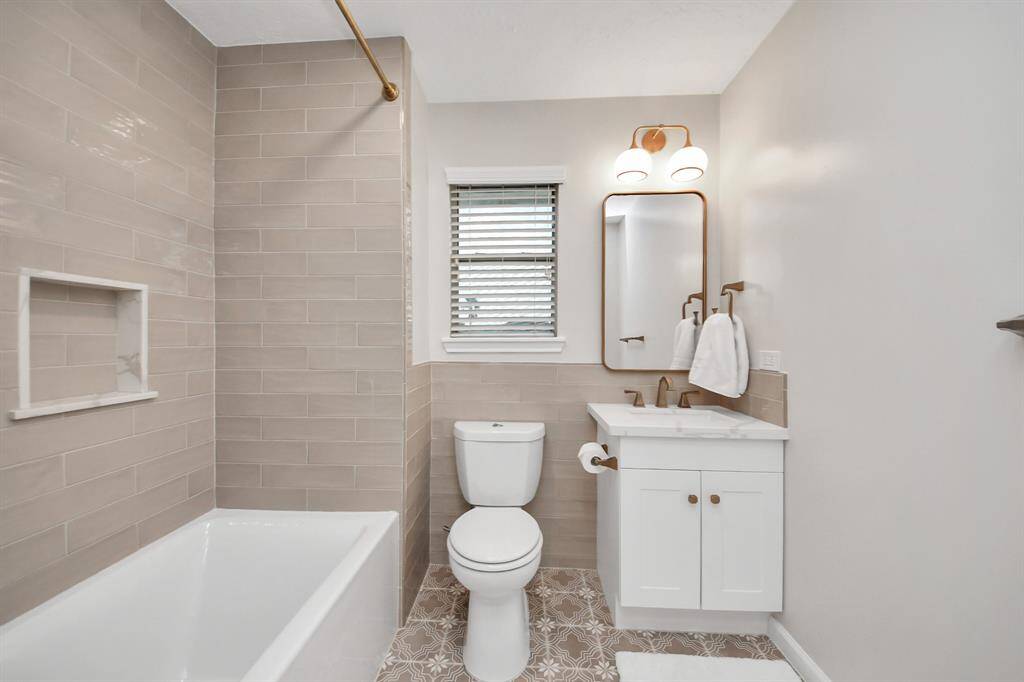 The bath suite didn’t change format, but every element has been replaced and updated.