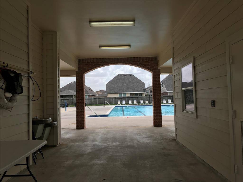 neighborhood pool