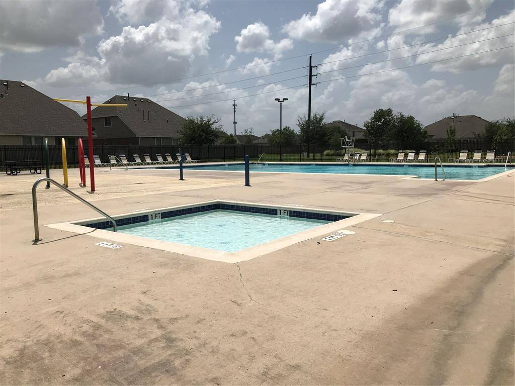 neighborhood pool