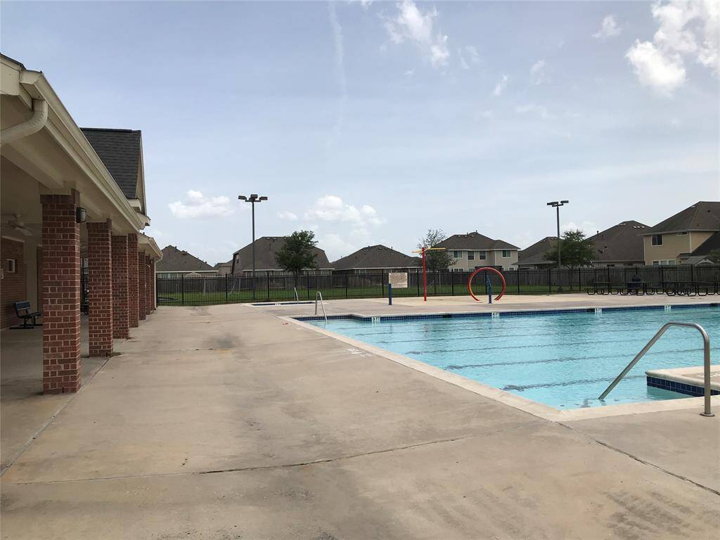 neighborhood pool