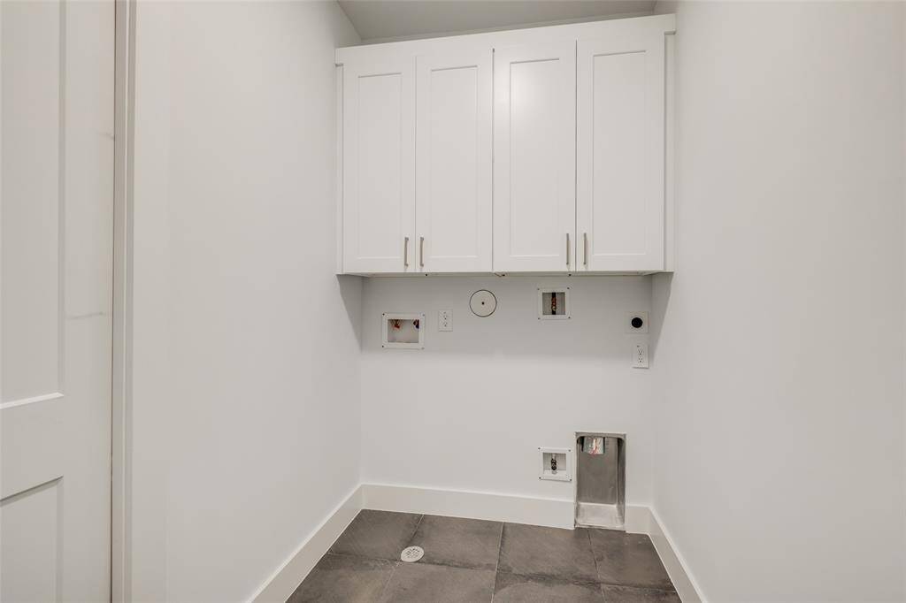 ASK ABOUT CUSTOMIZATION OPTIONS DURING CONSTRUCTION ONLY *MAZZARINO MODEL HOME * PHOTOS MAY SHOW A SIMILAR FLOOR PLAN AND/OR UPGRADED/ALTERNATIVE FINISHES * Please use these photos as a guide *THIS IS AN ACTIVE CONSTRUCTION SITE, BUYERS MUST REQUEST APPOINTMENT TO BE ON PREMISE AT ALL TIMES.