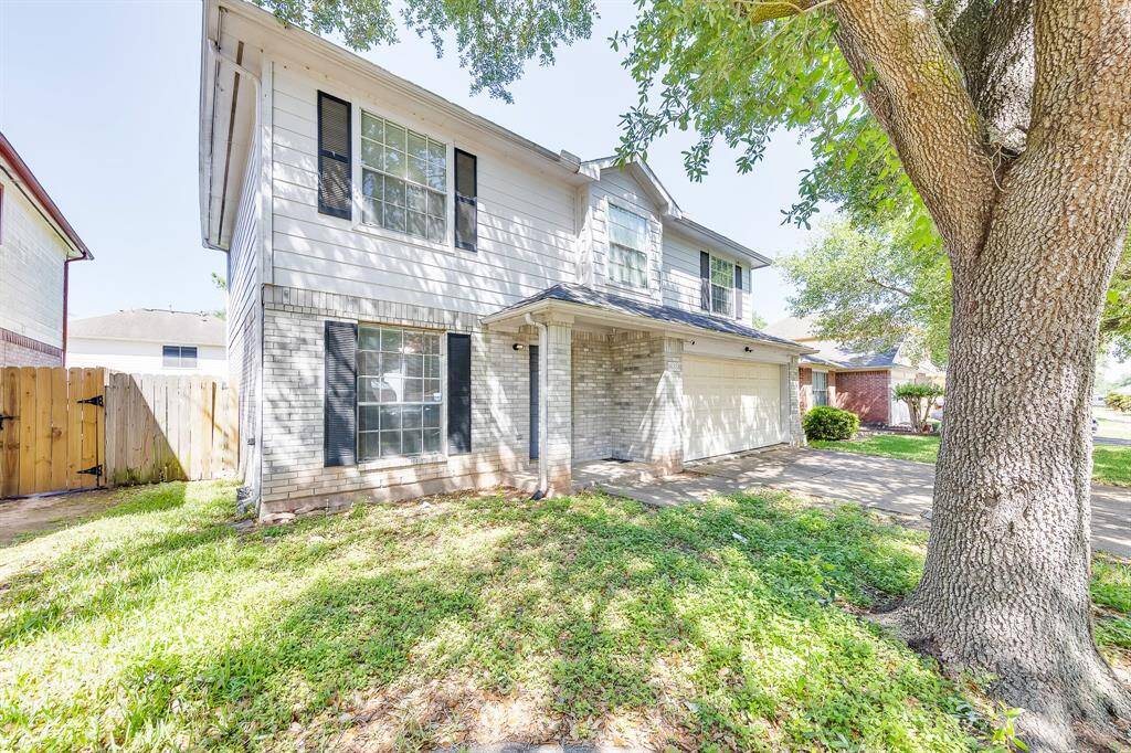 Welcome to your future home!! Charming, cozy, and filled with everything you need just beyond the front door.