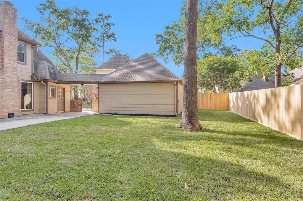 Large back yard. Plenty of room for a pool