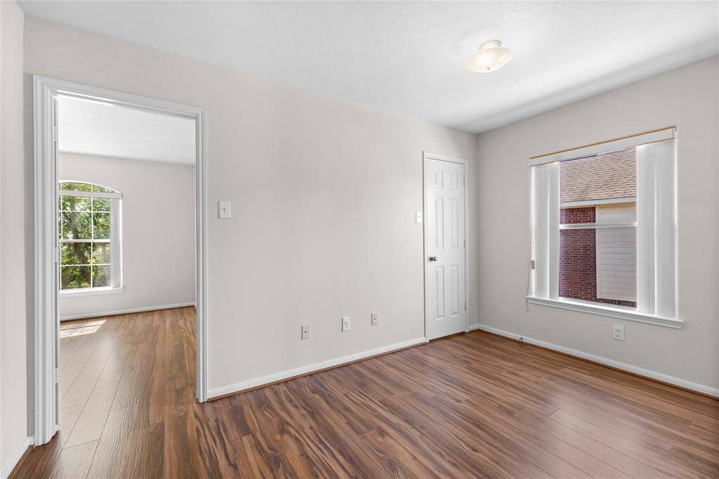 Game/Hobby Room (Second Floor)