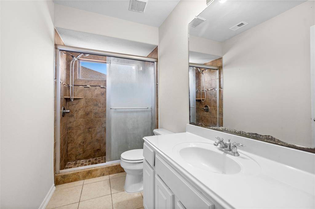 Second Bathroom (Second Floor)