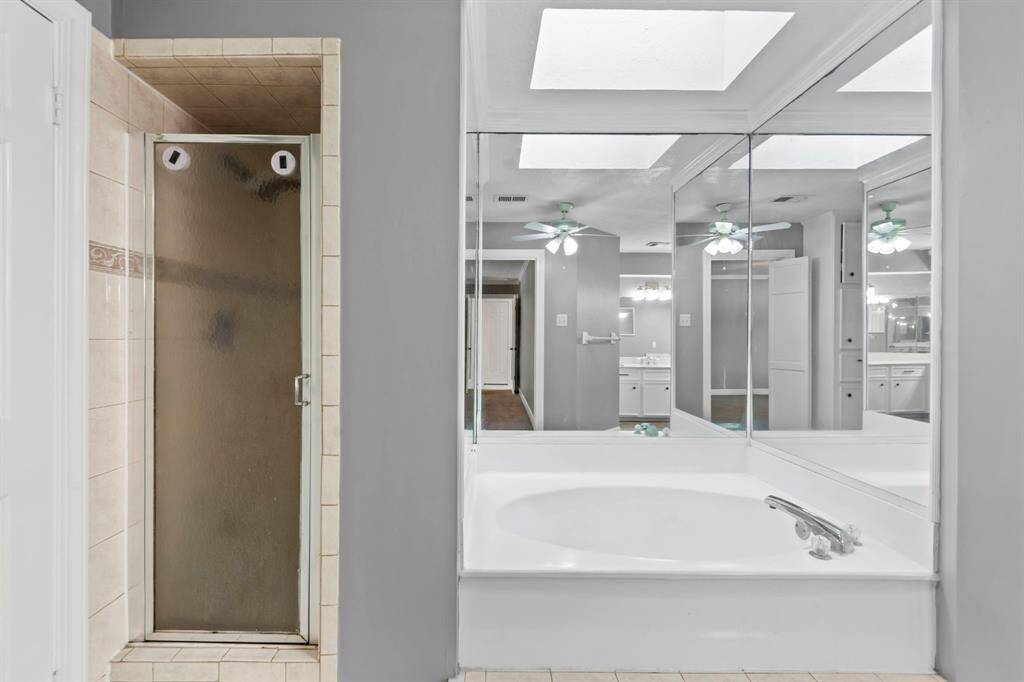 Another full bathroom!