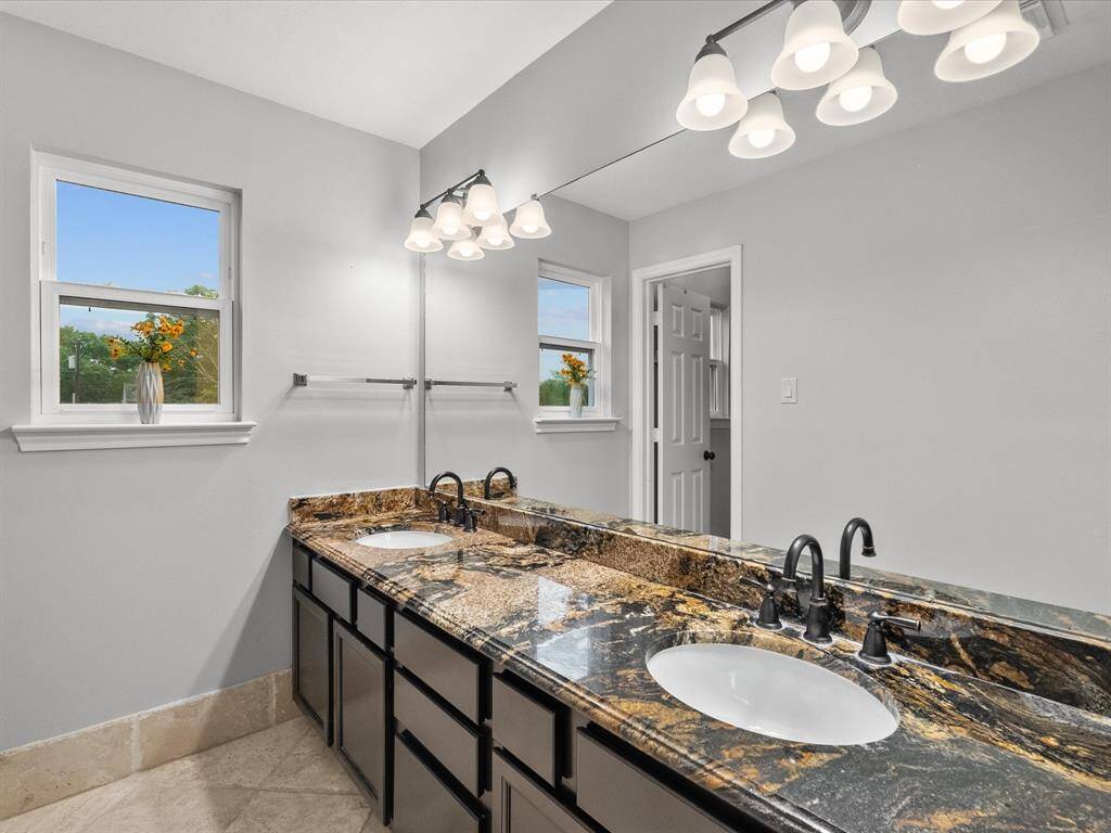 FULL BATHROOM WITH DOUBLE SINKS