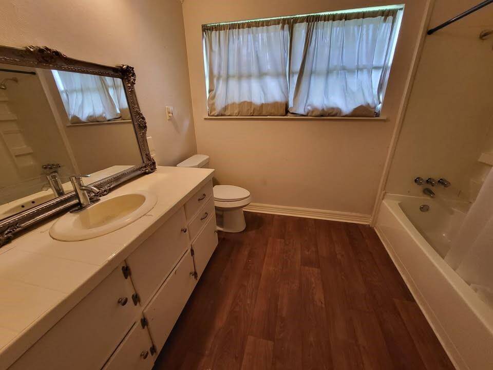 Guest bathroom downstairs