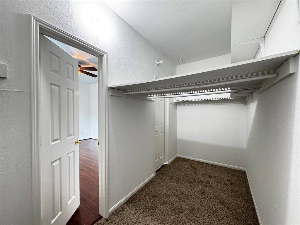 Spacious closet with dual-entry