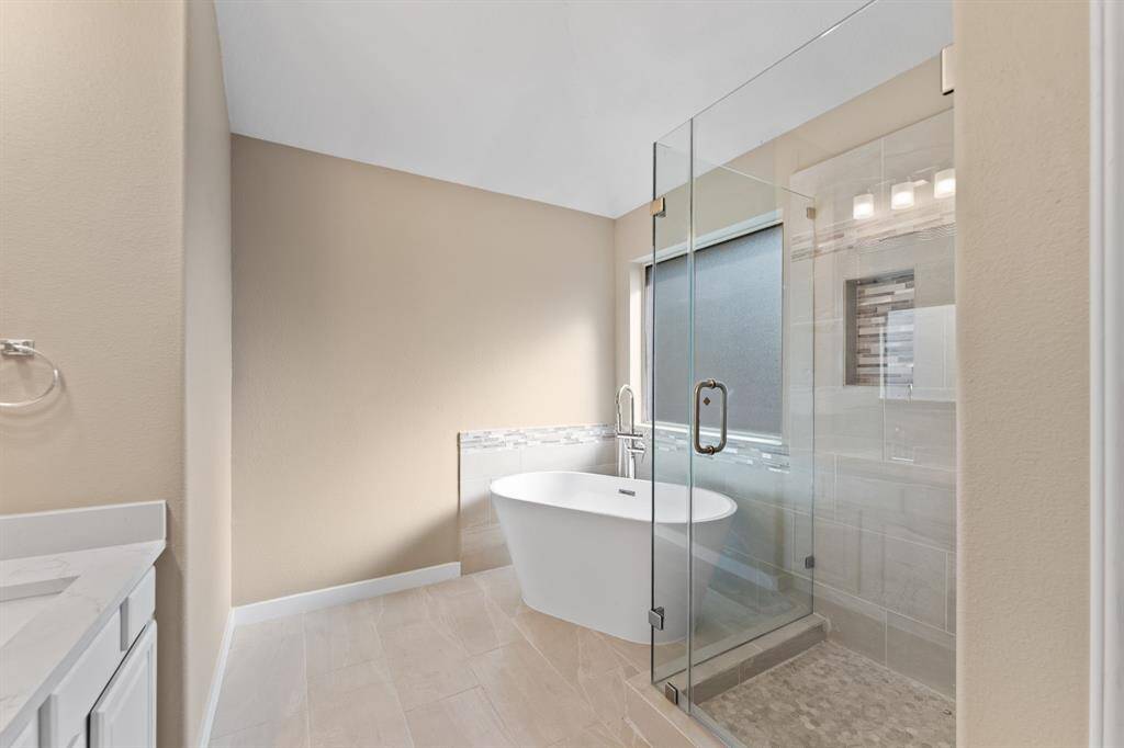 Oversized walkin shower