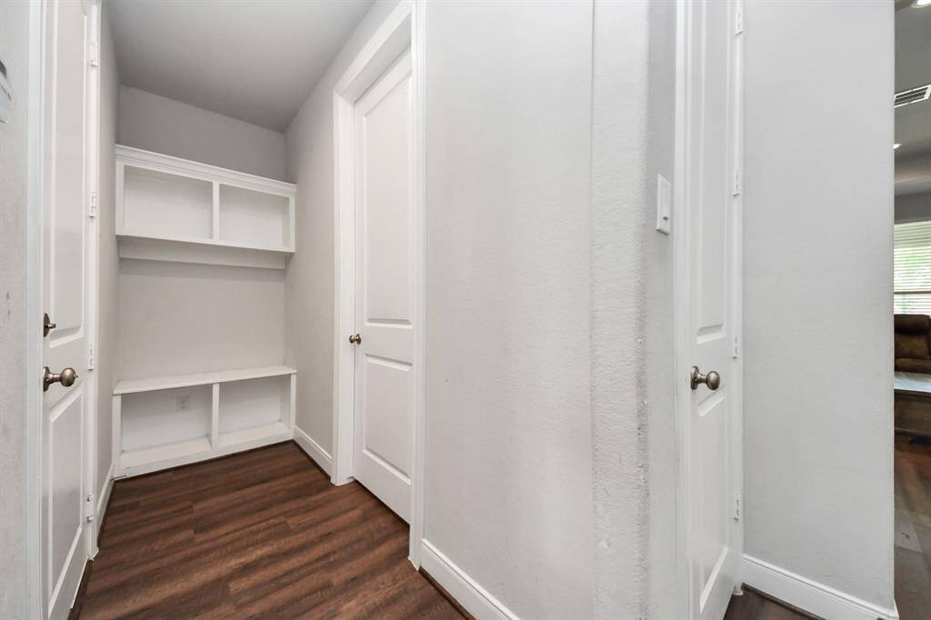 Mud room