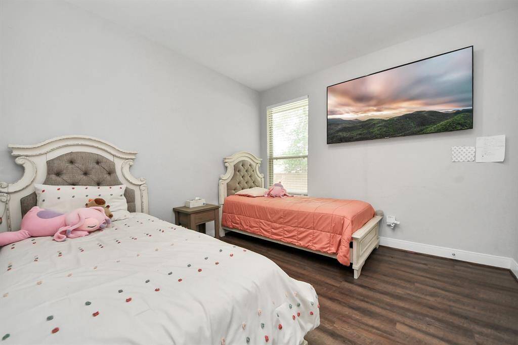 Fourth bedroom