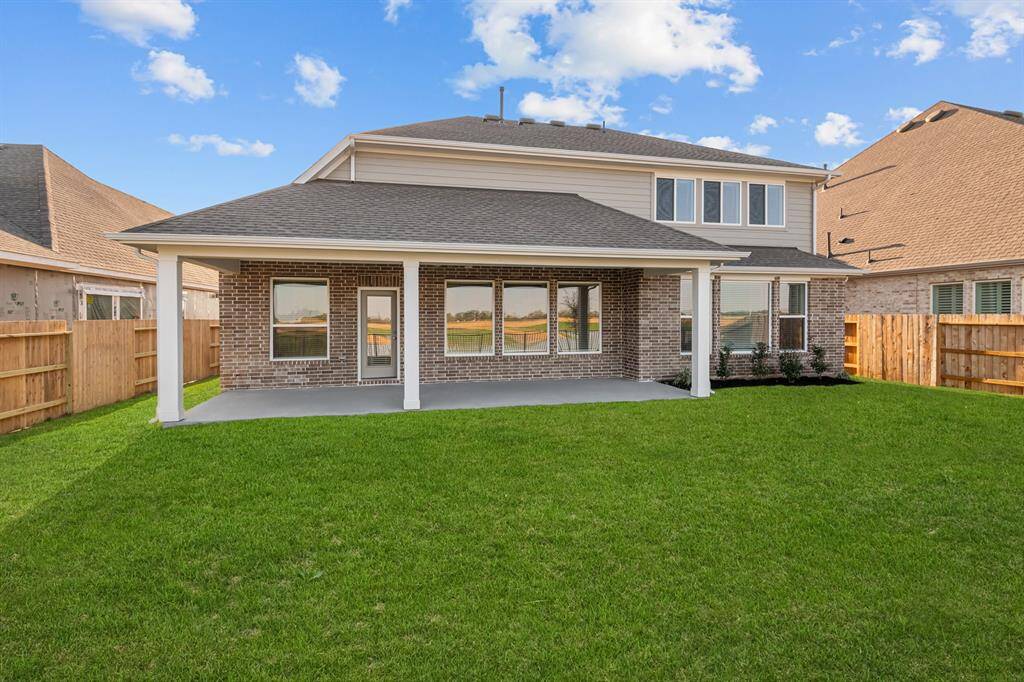 Welcome to The Baltimore by David Weekley Homes. Move-In-Ready Now!!