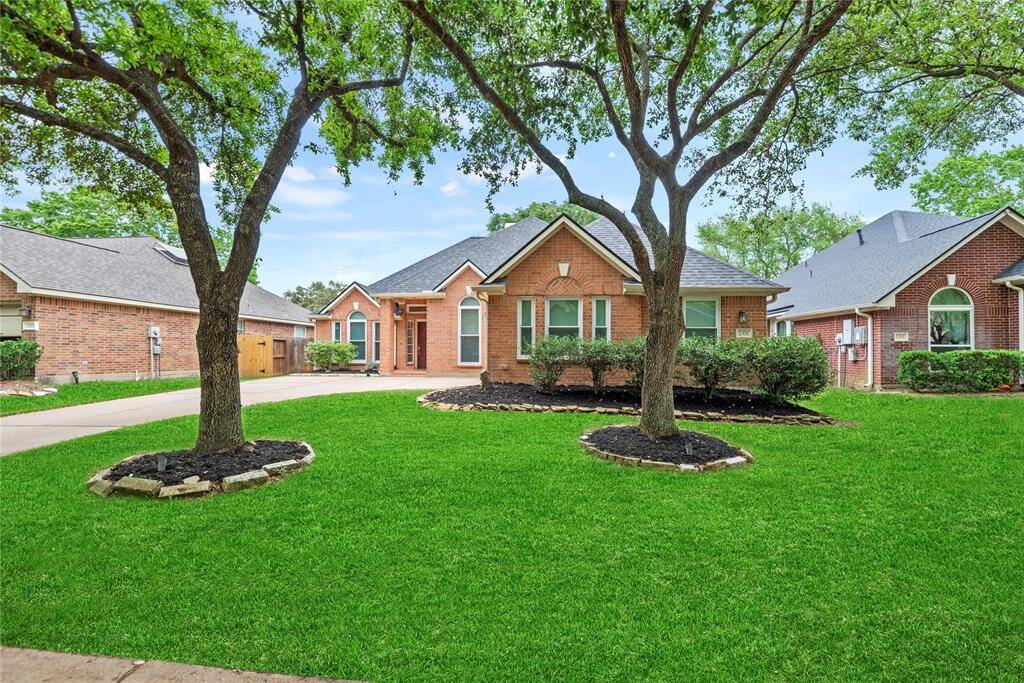 Welcome home to 2307 Lashley Court, nestled in the charming Oak Park Trails community!