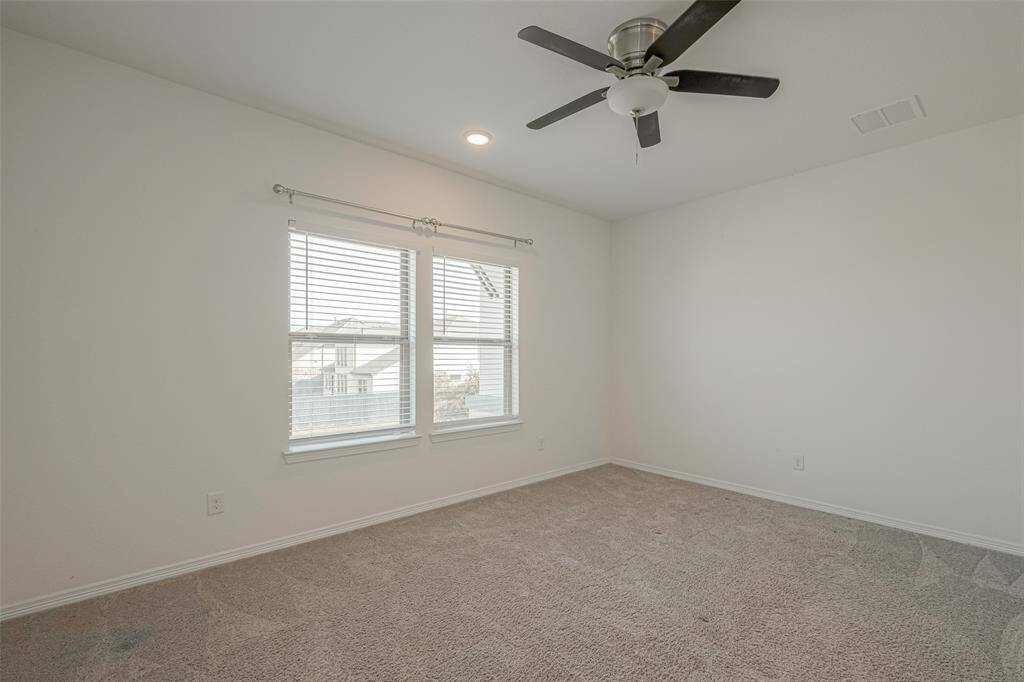Secondary bedroom