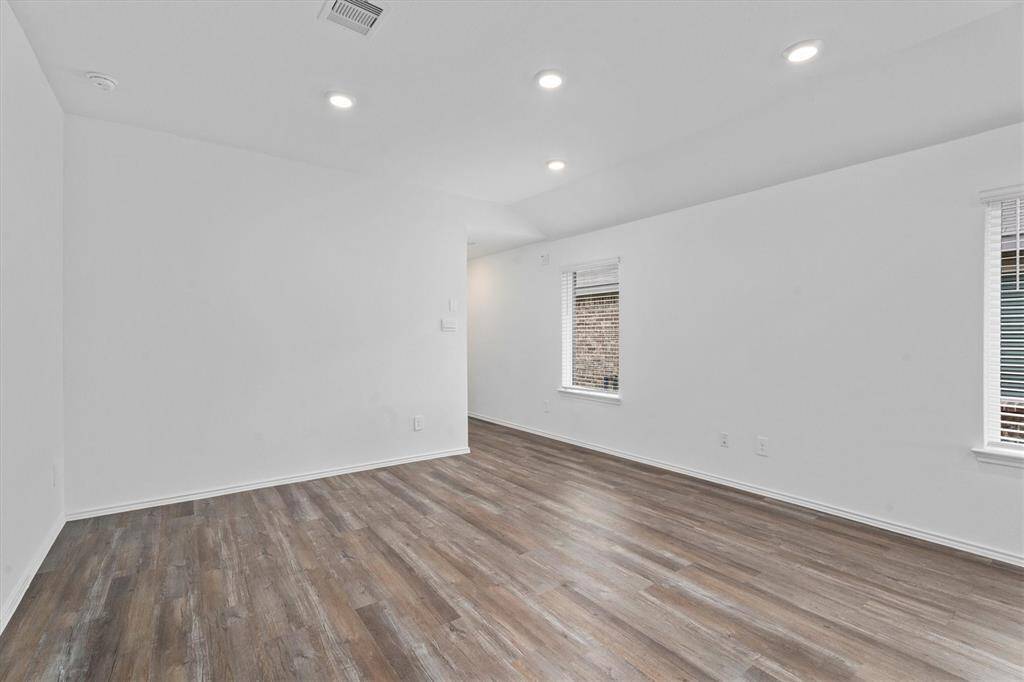 Spacious living area!