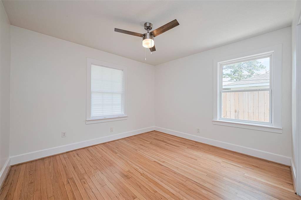 1st bedroom