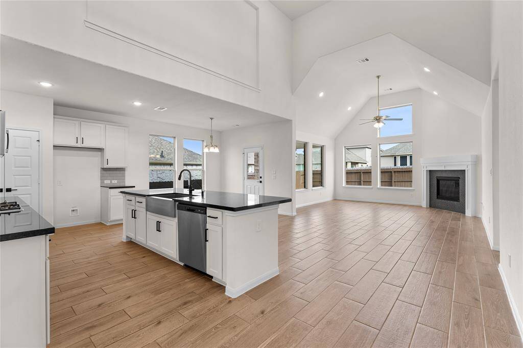 Open concept with 2 story ceilings