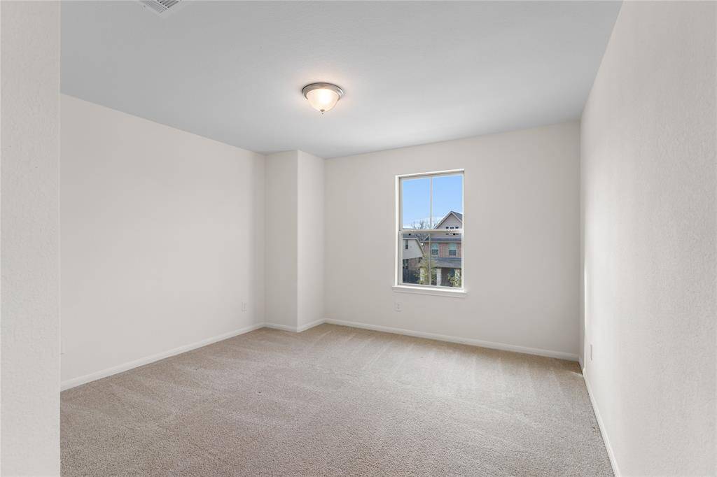 Secondary bedroom