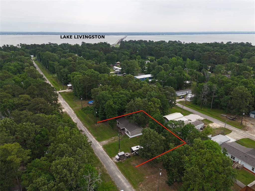 Aerial pictures. Lines are estimate only