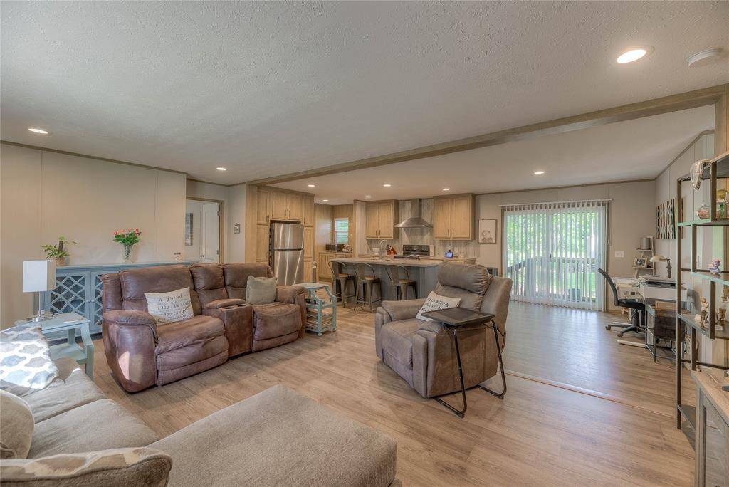 Open concept. Great place to come home too.