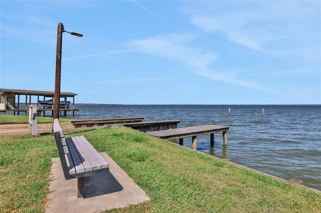 Community boat ramp