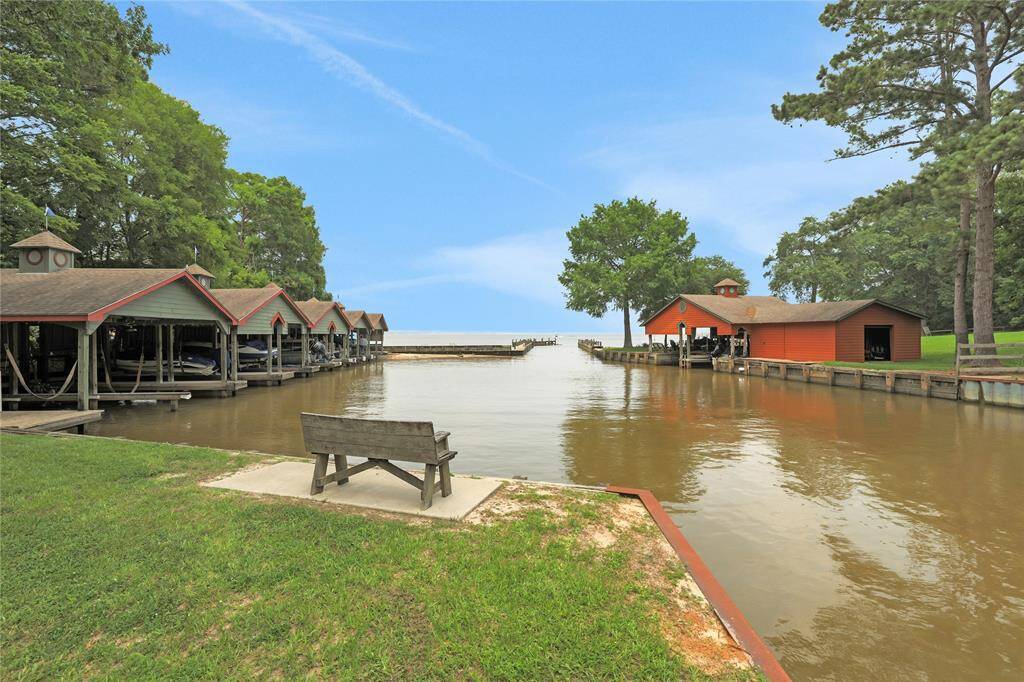 Community harbour area