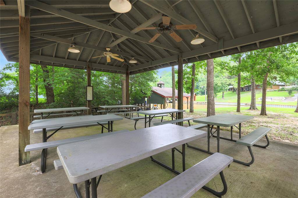 Community picnic area