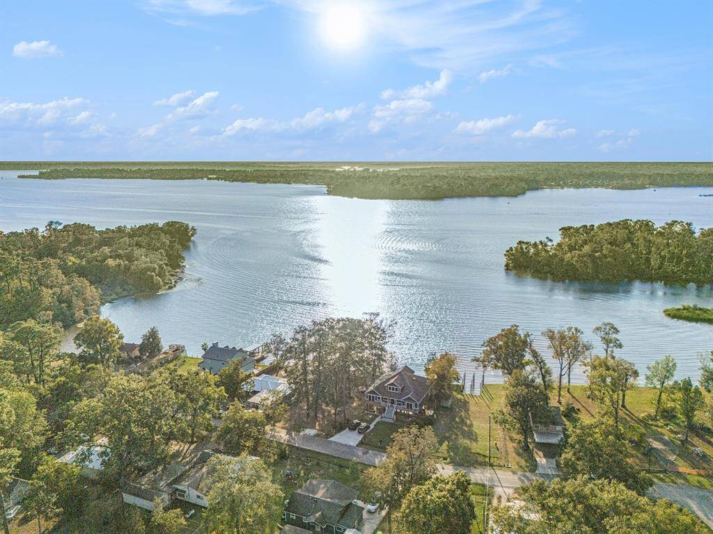 WONDERFUL water view offered at this beautiful single story home situated in the highly desired subdivision of Water Wonderland.