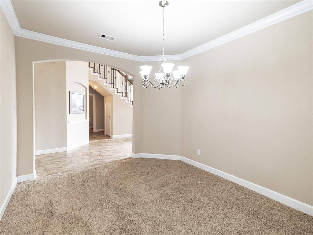 Formal Dining