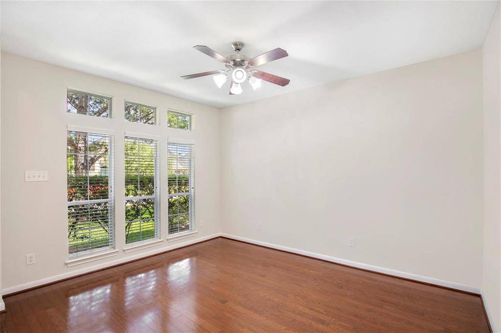 Formal Living/Sitting Area
