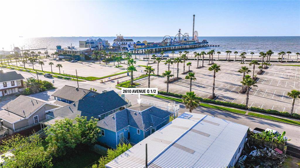 This view is one of the best on the whole island. With no structures in front of this home, enjoy unobstructed beach views and easy access to the legendary Seawall.