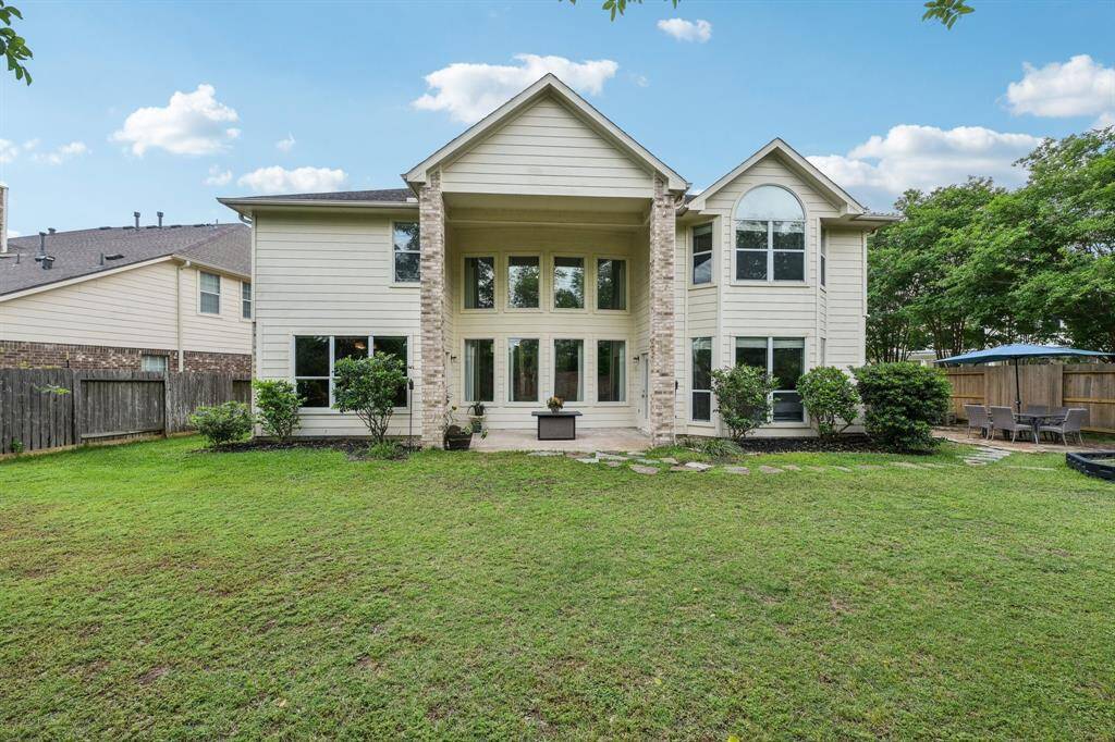 Huge backyard - plenty of space for the family and/or pets/and future pool